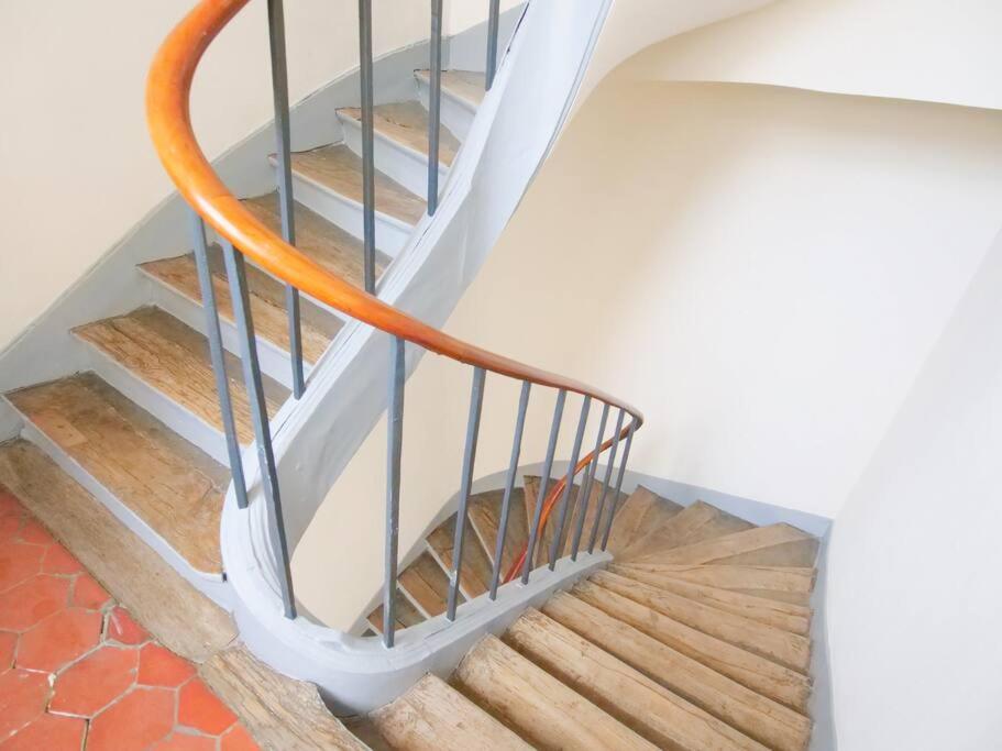 Charme Et Modernite Au Coeur Du Quartier St Louis Apartment Versailles Exterior foto